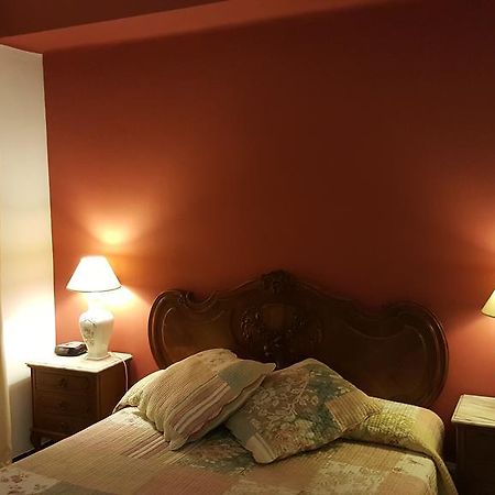 Hostal Residencia Catalina بالاموس المظهر الخارجي الصورة