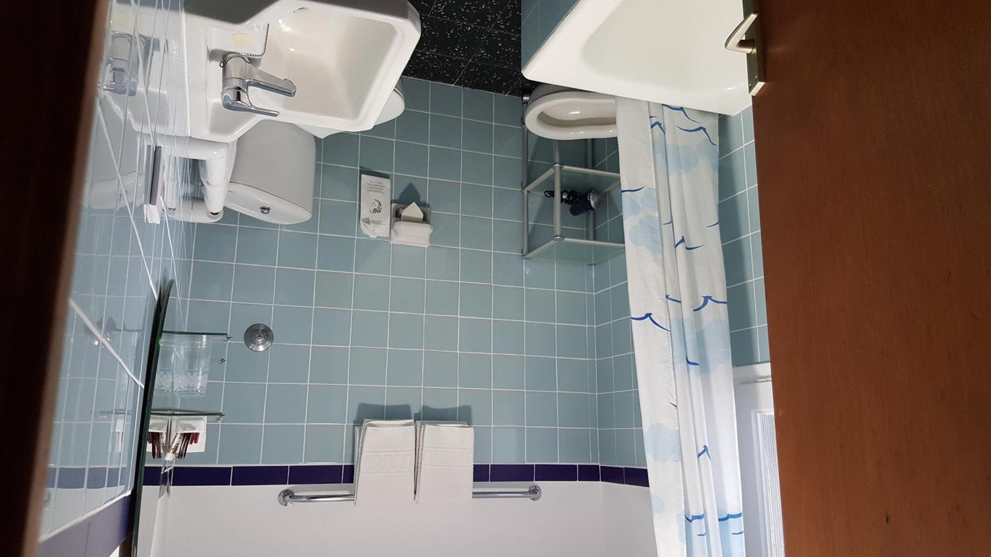 Hostal Residencia Catalina بالاموس المظهر الخارجي الصورة