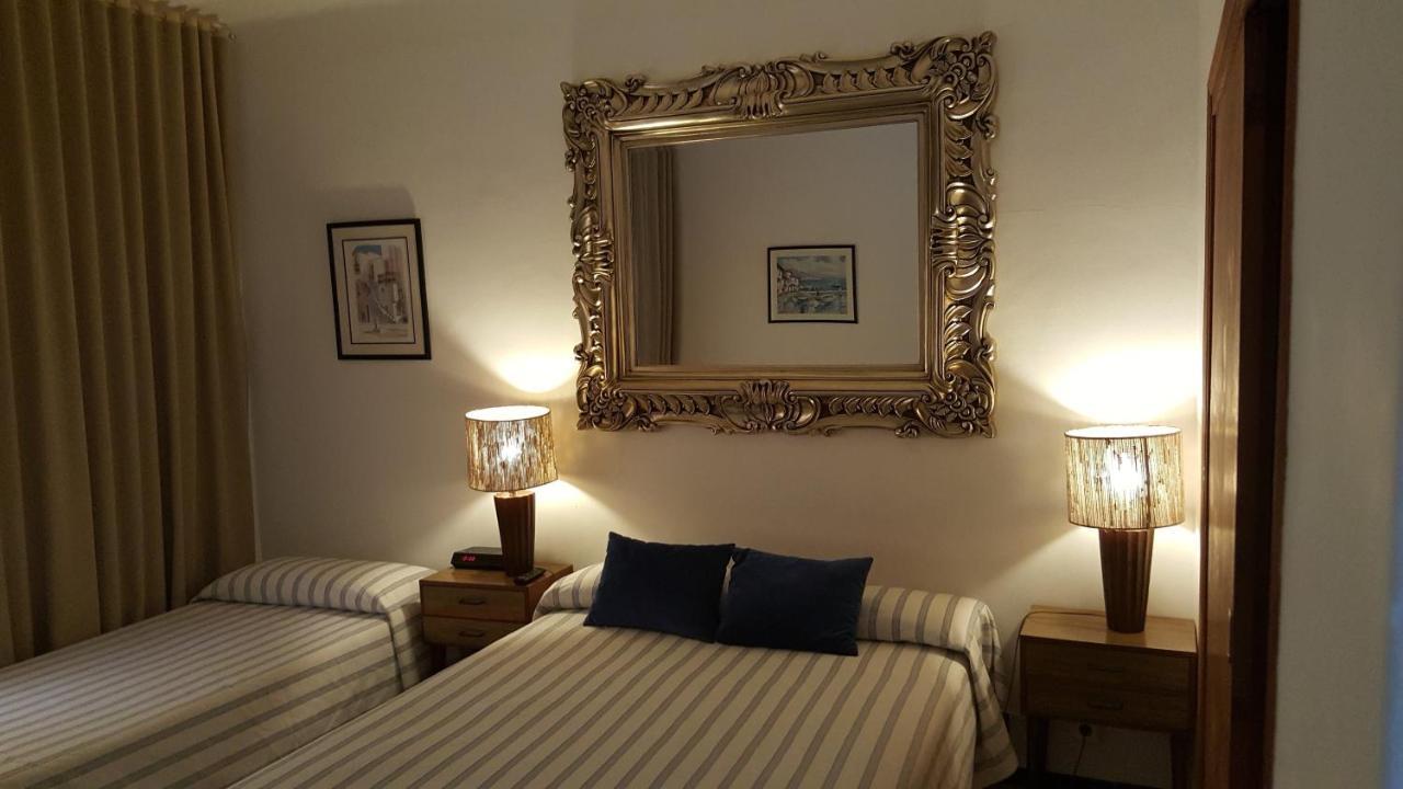 Hostal Residencia Catalina بالاموس المظهر الخارجي الصورة