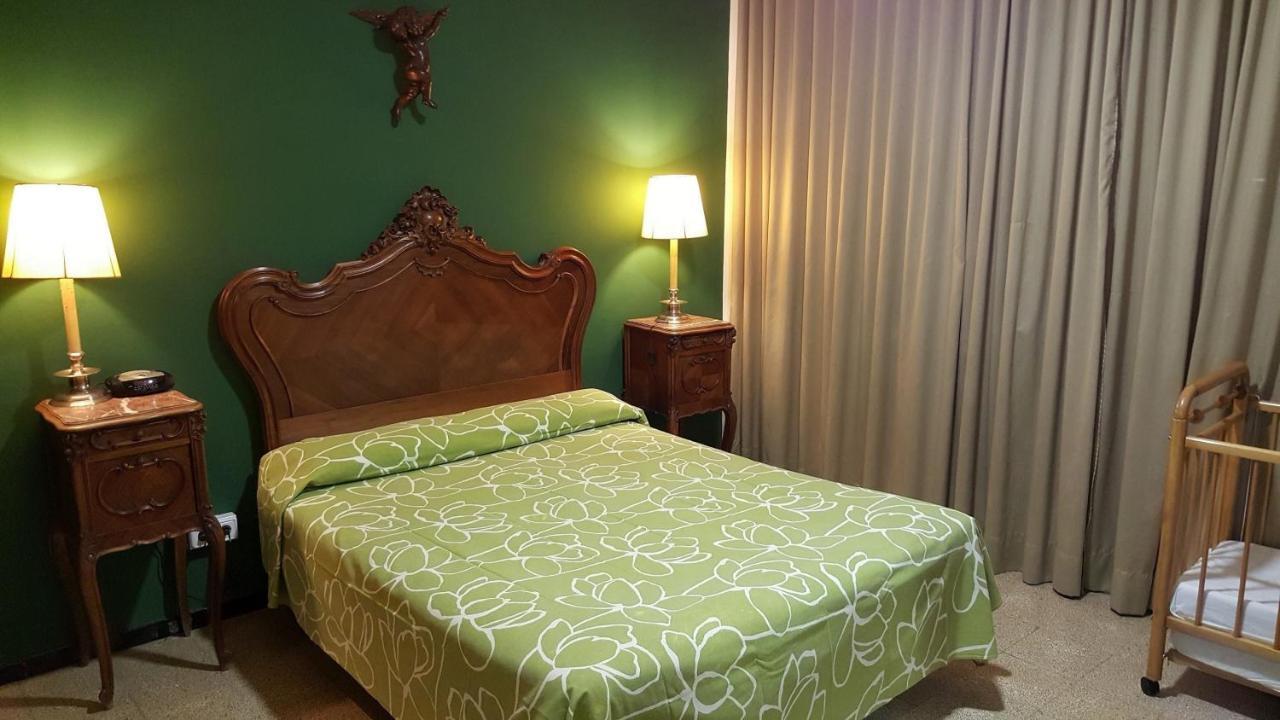 Hostal Residencia Catalina بالاموس المظهر الخارجي الصورة